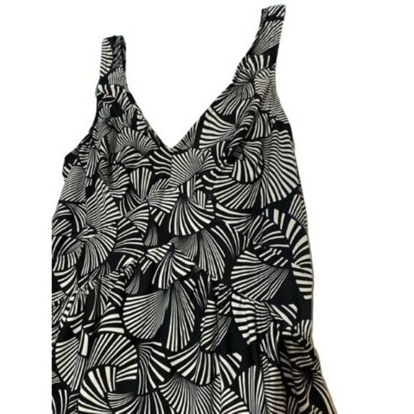 Azul Women's One Piece Bathing Suit Dress Style Black & White Seashells Size 18 - Picture 4 of 8